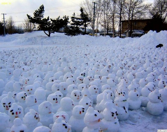 Hundreds Gather to Protest Global Warming